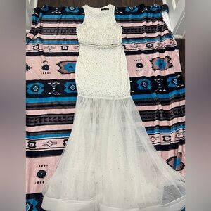 Elegant White Strapless Gown with Beaded Details